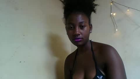 santiola online show from 12, 3, 2026