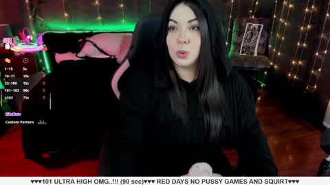 Liah Santos online show from 5, 3, 2025