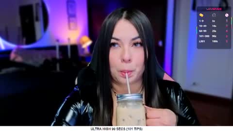 Liah Santos online show from 15, 7, 2026