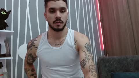 Santy Torres online show from 24, 9, 2025