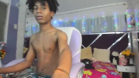 Snapshot of santy_bigcock_01 chatting on 11, 1, 2026 santy online show from 11, 1, 2026