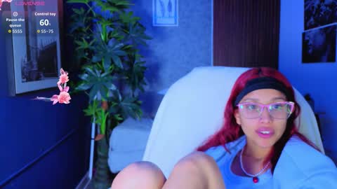 Snapshot of saphiire_ chatting on 9, 3, 2026 saphi online show from 9, 3, 2026