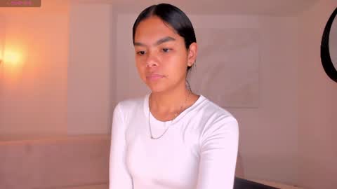 Saphira James online show from 25, 6, 2026