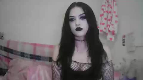 Snapshot of saphirerose1 chatting on 6, 11, 2025 Sapphire online show from 6, 11, 2025