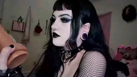 Snapshot of saphirerose1 chatting on 9, 1, 2026 Sapphire online show from 9, 1, 2026