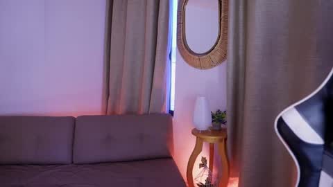 Sara  online show from 7, 1, 2025