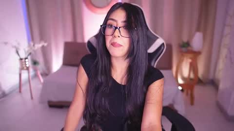 Sara  online show from 15, 2, 2025