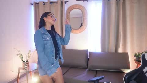 Sara  online show from 24, 2, 2025