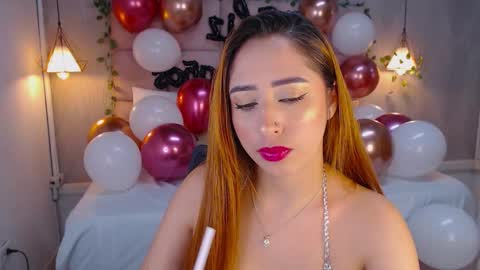 Snapshot of sara_angeelss chatting on 19, 11, 2025 Sara... online show from 19, 11, 2025