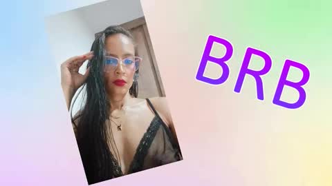 Snapshot of sara_carmona chatting on 11, 9, 2025 SARA online show from 11, 9, 2025