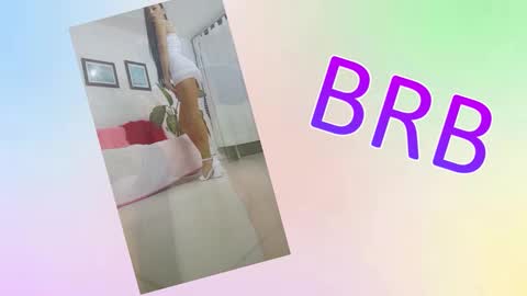 Snapshot of sara_carmona chatting on 17, 10, 2025 SARA online show from 17, 10, 2025