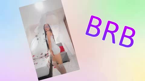 Snapshot of sara_carmona chatting on 2, 11, 2025 SARA online show from 2, 11, 2025