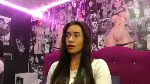 Snapshot of sara_hoffman_4 chatting on 14, 4, 2026 Sara online show from 14, 4, 2026