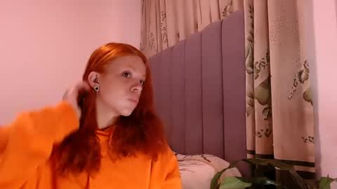 sara_johnson__ online show from 22, 4, 2026