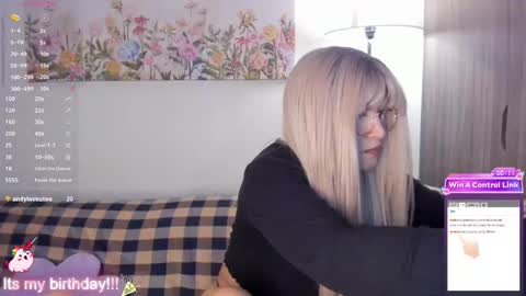 Sara  new account  give me thomb up  Follow me   help me reach 15k followers again   online show from 12, 3, 2026