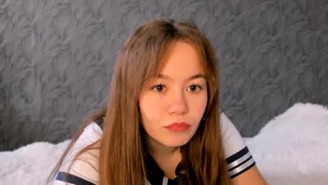 Snapshot of sara_kox chatting on 13, 10, 2025 sara_kox online show from 13, 10, 2025