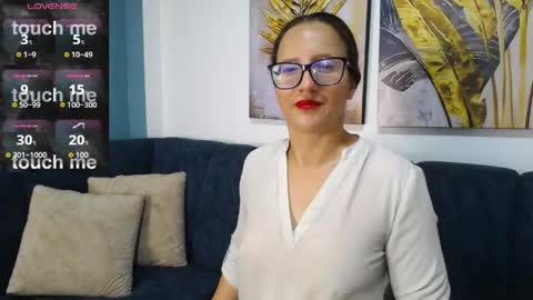 Sara   online show from 25, 4, 2026