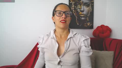 Sara   online show from 6, 6, 2026