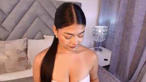 sara_owens7 online show from 27, 4, 2026
