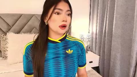 sara_owens7 online show from 4, 7, 2026