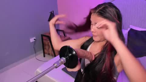 Sara  online show from 19, 5, 2026
