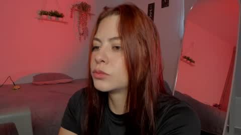 Snapshot of sara_sweett9 chatting on 28, 5, 2026 sara_sweett9 online show from 28, 5, 2026