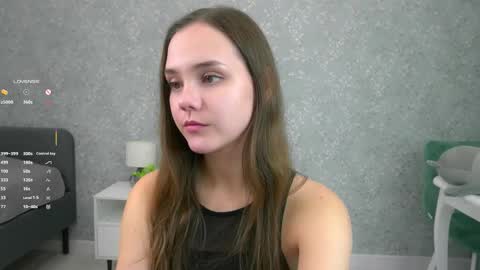 Snapshot of sara_whooops chatting on 6, 10, 2025 Im Sara online show from 6, 10, 2025