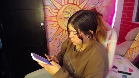 Snapshot of sara_winehouse1 chatting on 11, 11, 2025 1 online show from 11, 11, 2025