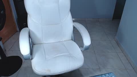 Snapshot of sara_y_rauw chatting on 19, 1, 2025 Sara online show from 19, 1, 2025