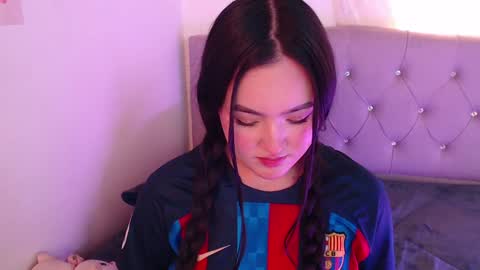 Snapshot of saraa_swett chatting on 10, 12, 2024 online show from 10, 12, 2024