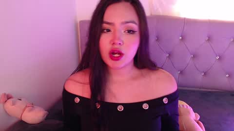 Snapshot of saraa_swett chatting on 11, 12, 2024 online show from 11, 12, 2024