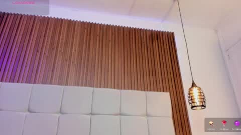   online show from 7, 4, 2026