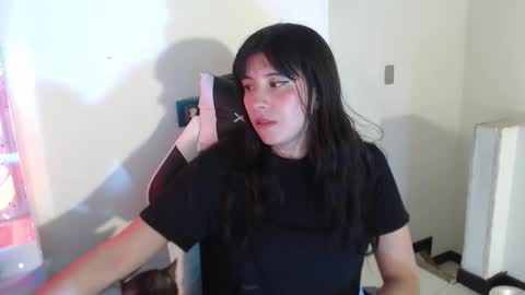 Snapshot of saracony chatting on 27, 5, 2026 saracony online show from 27, 5, 2026