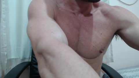 saradorj92 online show from 12, 9, 2025