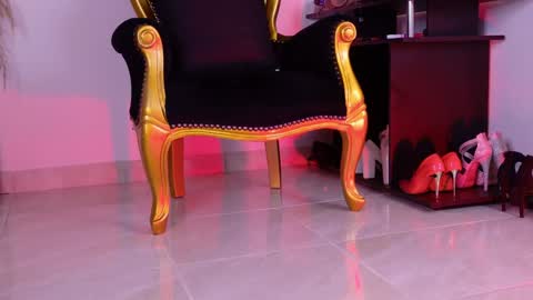 Sara Ferrer  online show from 23, 4, 2026