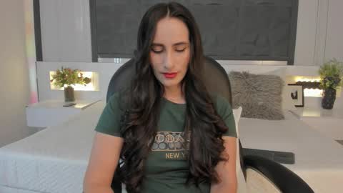  Sara Gomez  online show from 25, 2, 2026