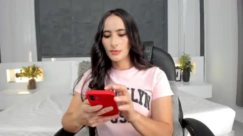  Sara Gomez  online show from 23, 4, 2026