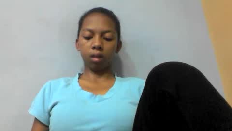 sarah146341 online show from 25, 3, 2026