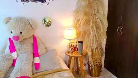 sarah  cinnamon online show from 14, 7, 2026