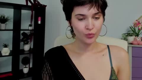Snapshot of sarah_desire01 chatting on 10, 5, 2026 Sarah online show from 10, 5, 2026