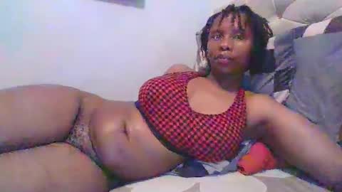 sarah_haggai online show from 9, 10, 2025