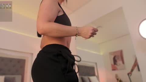       online show from 13, 1, 2025