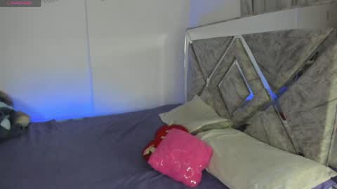 sarah_lowee online show from 28, 4, 2026