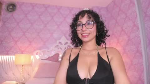 Snapshot of sarah_sluty chatting on 1, 5, 2026 Sarah online show from 1, 5, 2026
