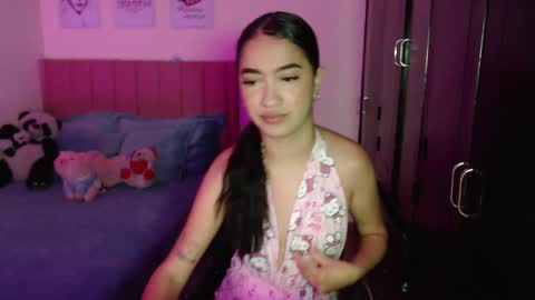 Snapshot of sarah_stone15 chatting on 24, 2, 2025 Sarah online show from 24, 2, 2025