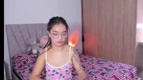 Sarah online show from 27, 7, 2026