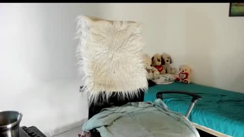 Sarah online show from 5, 12, 2025