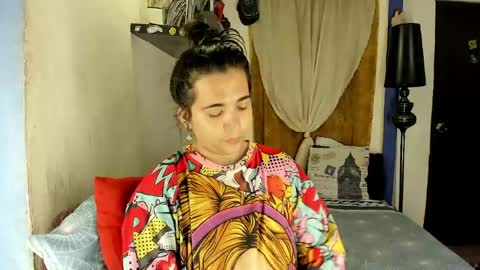  SARAHJEY     online show from 10, 5, 2026