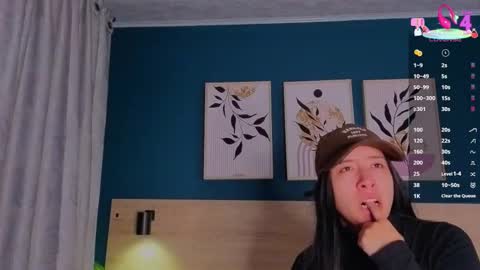 Sarah online show from 8, 10, 2025