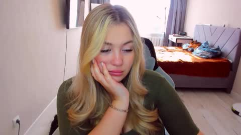 Sarah online show from 27, 4, 2026